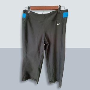 Nike cropped leggings
